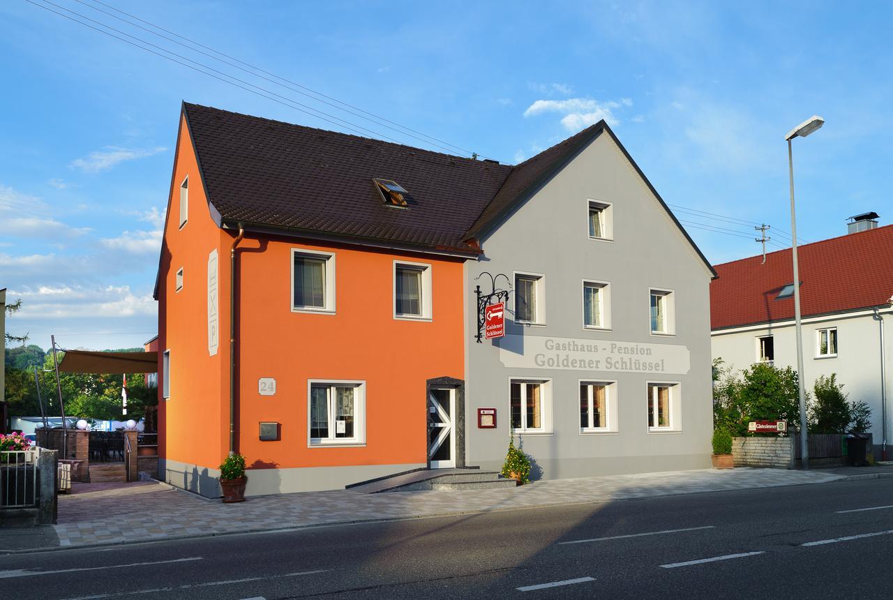 Goldener Schluessel Mit Gaestehaus Sina Hotel Noerdlingen Exterior photo